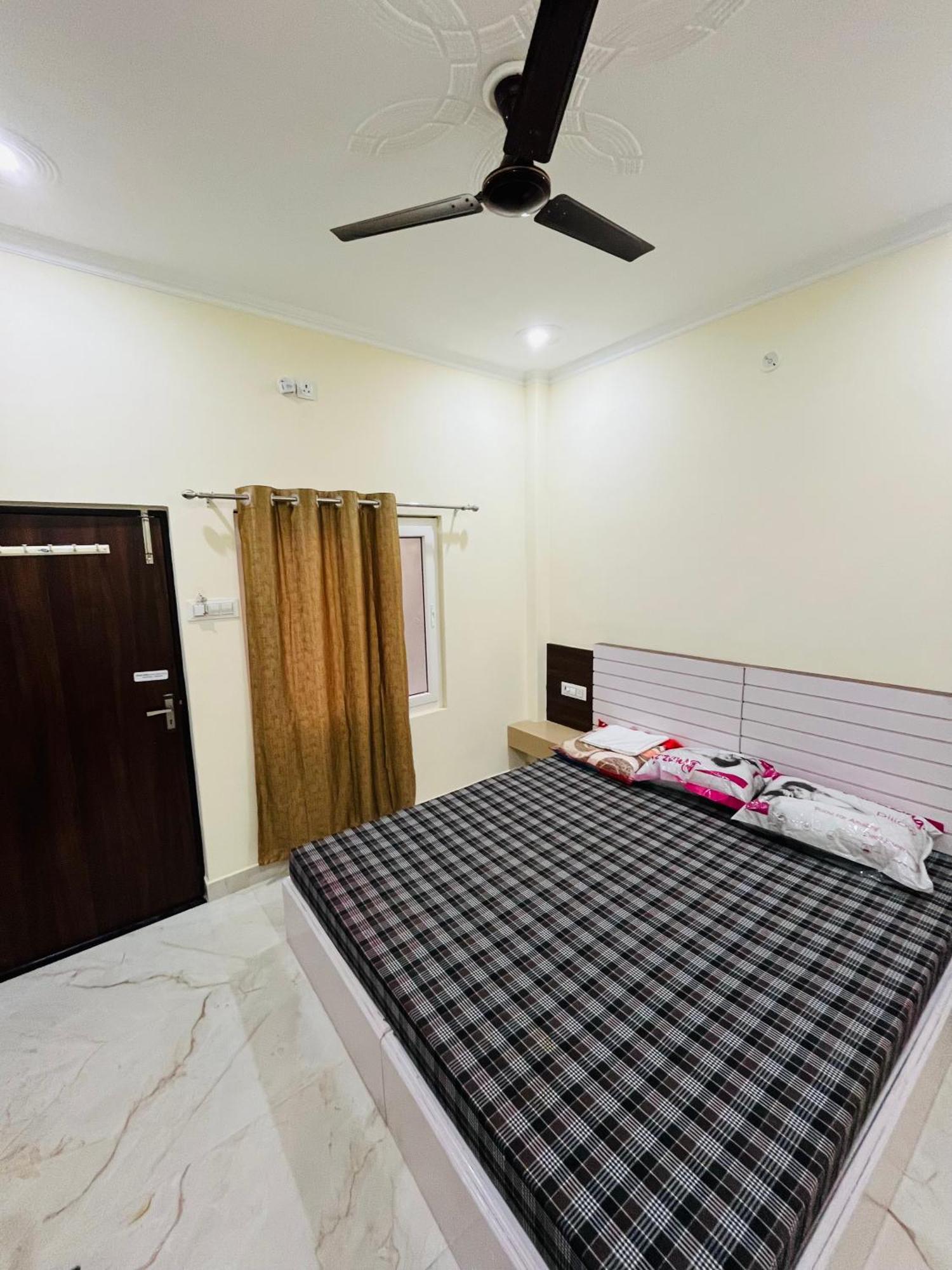 River View Paying Guest House Варанаси Экстерьер фото